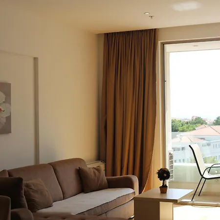 Aks Aparments - Wow *